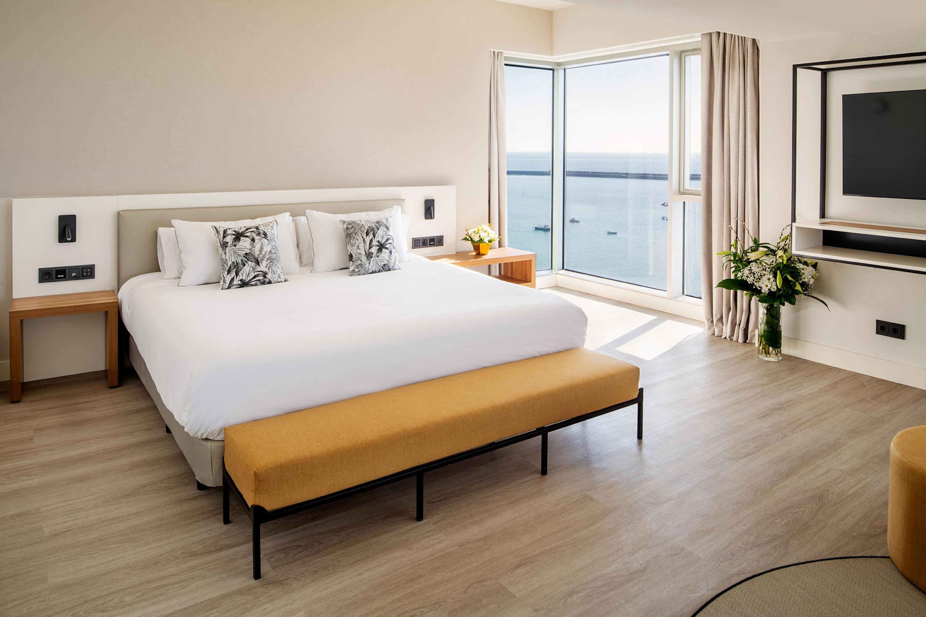 Arrecife Gran Hotel & Spa Luaran gambar A bedroom at the hotel